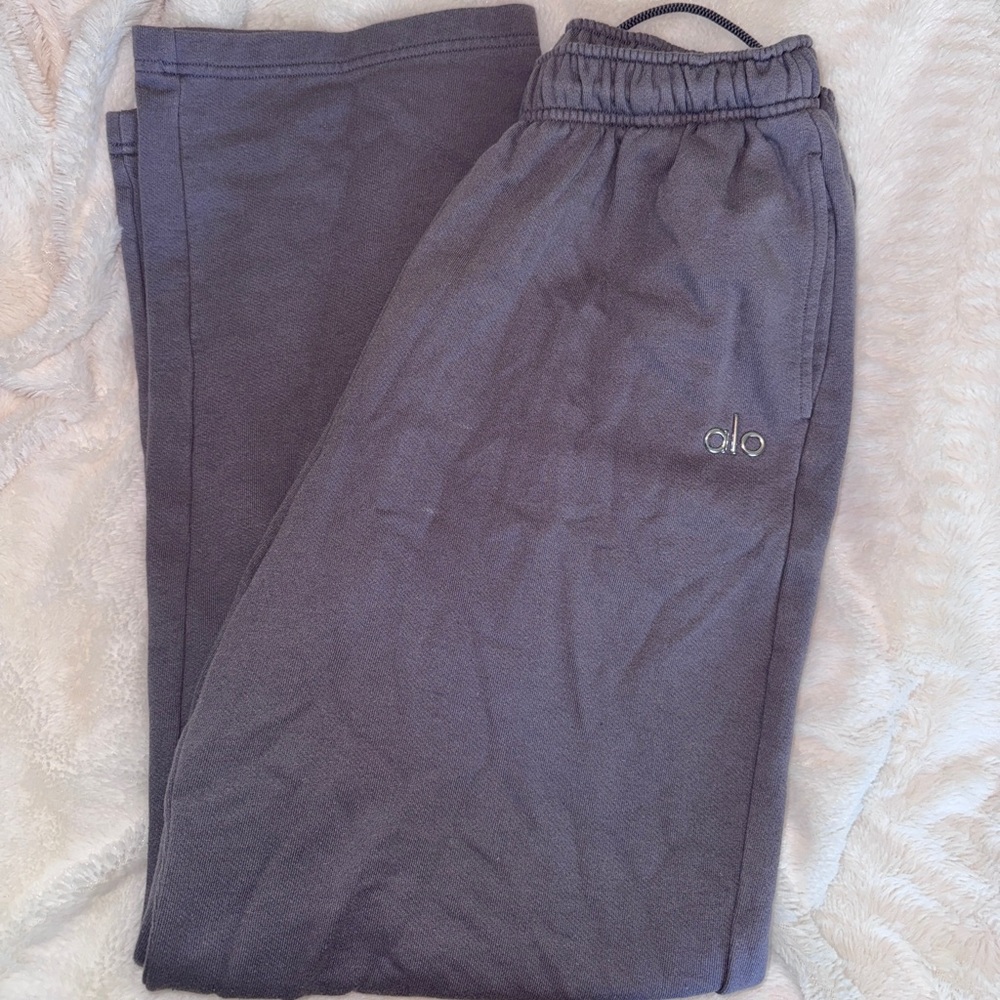 ALO Yoga Purple Straight Leg Pants